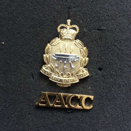 Australian Army Catering Corps Anodised Cap Badge & Shoulder Title